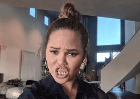 Chrissy Teigen finds this bizarrely ‘pleasurable’ during pregnancy Chrissy Teigen finds this bizarrely ‘pleasurable’ during pregnancy