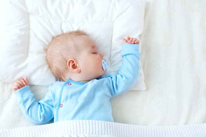 Sleep consultant shares how her son began sleeping through the night Sleep consultant shares how her son began sleeping through the night