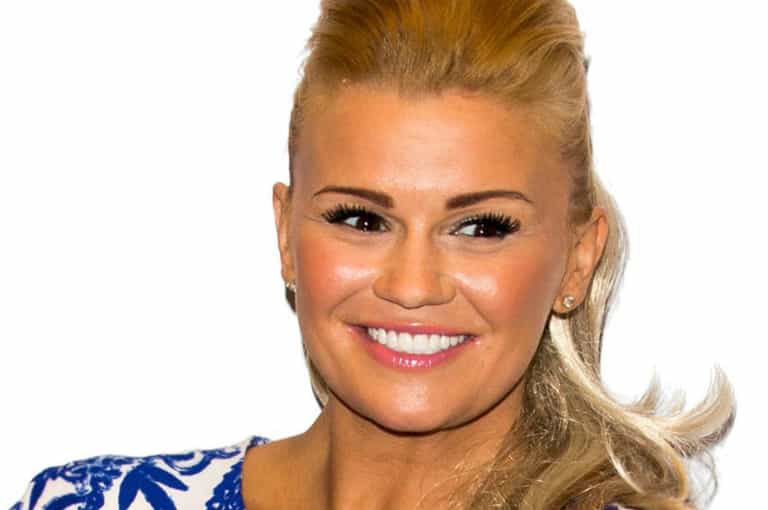 Kerry Katona jokes about feeling ‘peachy’ as she shows off results of bum lift Kerry Katona jokes about feeling ‘peachy’ as she shows off results of bum lift