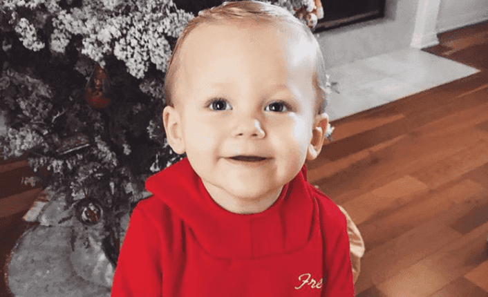 Louis Tomlinson’s son looked the picture of happiness in Disneyland Louis Tomlinson’s son looked the picture of happiness in Disneyland