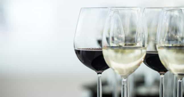 Aldi launches two new €5 low-calorie, low-alcohol wines Aldi launches two new €5 low-calorie, low-alcohol wines