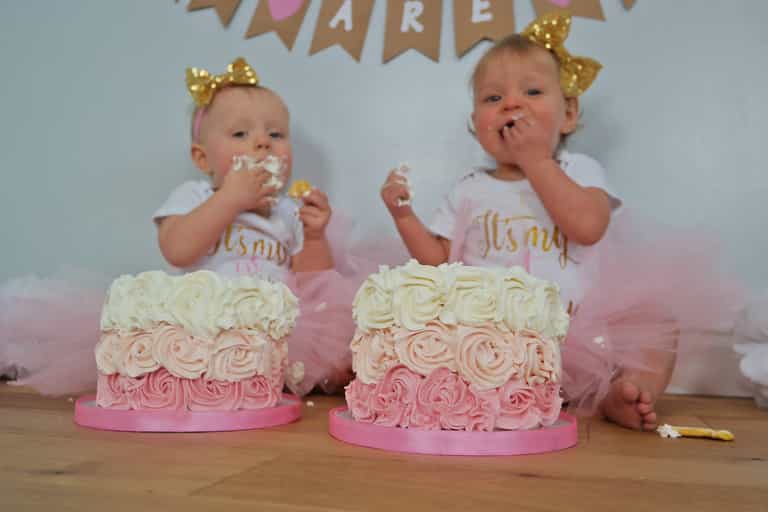 A baker made a life size cake of her twins for their birthday A baker made a life size cake of her twins for their birthday