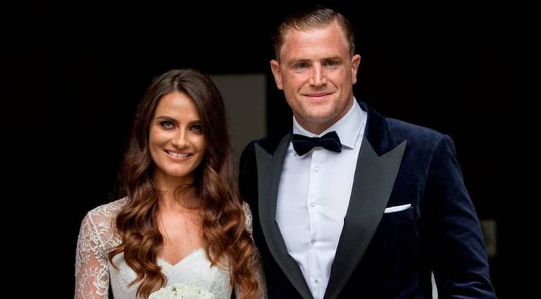 Jamie Heaslip and wife Sheena expecting their first child together Jamie Heaslip and wife Sheena expecting their first child together