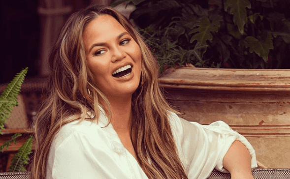 Chrissy Teigen’s hilariously honest pregnancy update has us in stitches Chrissy Teigen’s hilariously honest pregnancy update has us in stitches