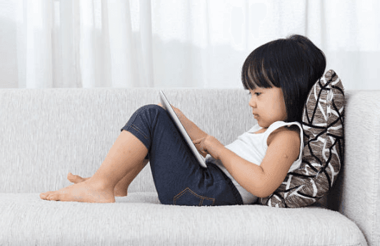 Daughter accidentally buys €2,000 worth of apps on mum’s iTunes account Daughter accidentally buys €2,000 worth of apps on mum’s iTunes account