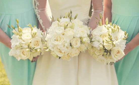 Woman plans to crash her ‘best friend’s’ wedding because she wasn’t invited Woman plans to crash her ‘best friend’s’ wedding because she wasn’t invited