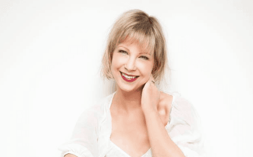 Husband of late author Emma Hannigan’s emotional tribute to ‘soulmate’ Husband of late author Emma Hannigan’s emotional tribute to ‘soulmate’