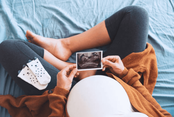 Win a €250 voucher to add to your maternity wardrobe! Win a €250 voucher to add to your maternity wardrobe!