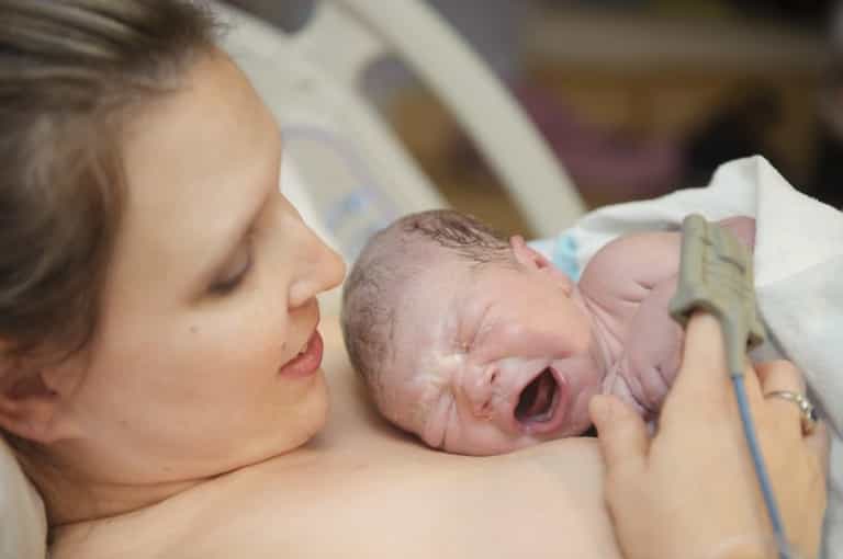 5 surprising things that will happen in the hours after you give birth for the first time 5 surprising things that will happen in the hours after you give birth for the first time