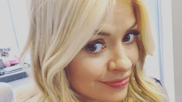 Are you a fan? Holly Willoughby’s latest outfit includes a €40 skirt Are you a fan? Holly Willoughby’s latest outfit includes a €40 skirt
