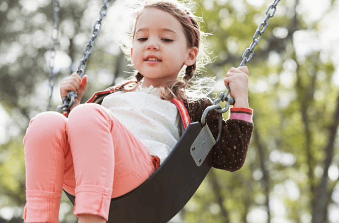 A mum’s viral tweet highlights a major problem with young girls’ clothing A mum’s viral tweet highlights a major problem with young girls’ clothing