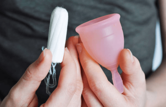 Schoolgirls ‘bleeding through clothes’ due to strict school bathroom policy Schoolgirls ‘bleeding through clothes’ due to strict school bathroom policy