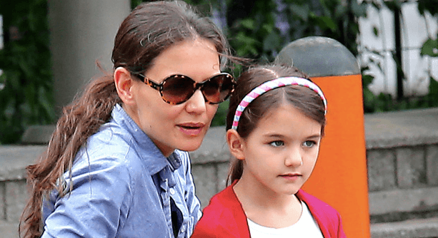 Suri Cruise is now 12-years-old and looks so like her mom, Katie Holmes Suri Cruise is now 12-years-old and looks so like her mom, Katie Holmes