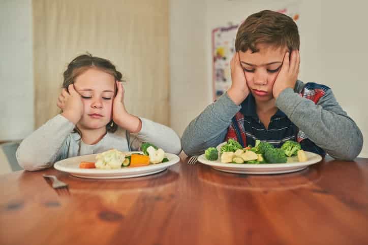 Four in ten parents have ‘given up’ on getting their kids to eat veggies Four in ten parents have ‘given up’ on getting their kids to eat veggies