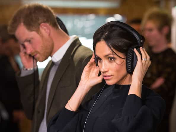 Meghan Markle’s jumper is ON SALE right now for €20 Meghan Markle’s jumper is ON SALE right now for €20