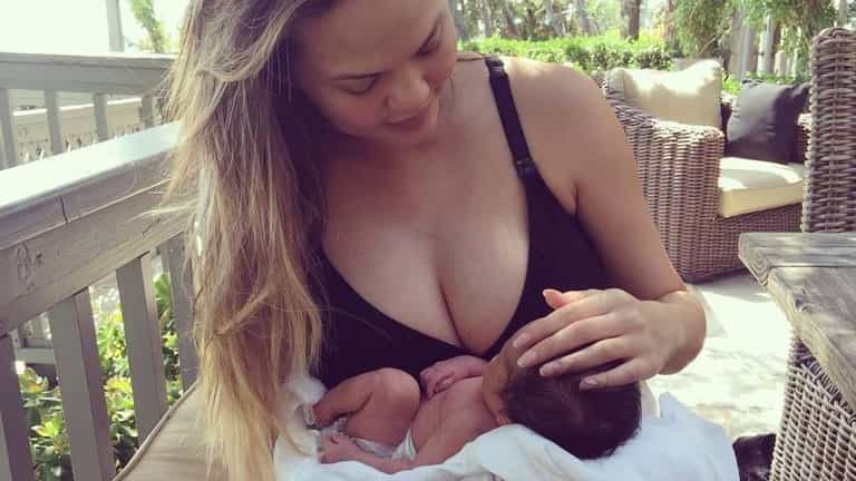 Chrissy Teigen trying to scoop up spilled breast milk is every pumping mama ever Chrissy Teigen trying to scoop up spilled breast milk is every pumping mama ever