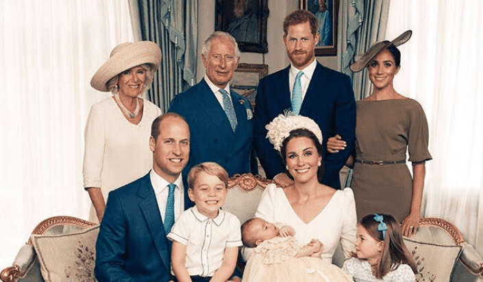 Absolute dote! Kensington Palace release MORE photos of Prince Louis’s christening Absolute dote! Kensington Palace release MORE photos of Prince Louis’s christening