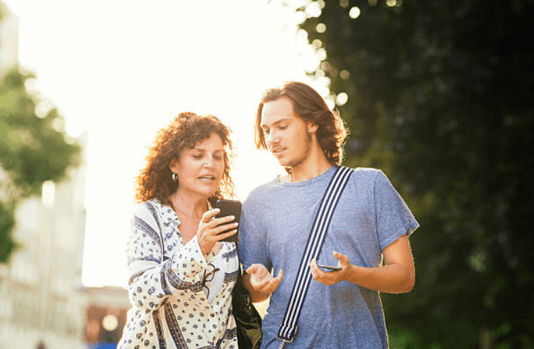 Mother-of-four needs advice on leaving her 17-year-old at home alone for a week Mother-of-four needs advice on leaving her 17-year-old at home alone for a week
