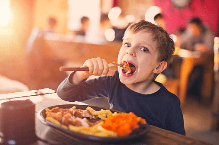Do your kids’ eating routines change during the summer? Should they? Do your kids’ eating routines change during the summer? Should they?