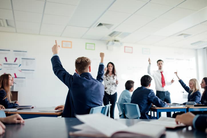Sending a child to a secondary school costs €1,200 on average Sending a child to a secondary school costs €1,200 on average