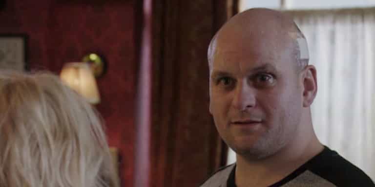 We don’t know how the producers missed this silly blunder on EastEnders last night We don’t know how the producers missed this silly blunder on EastEnders last night