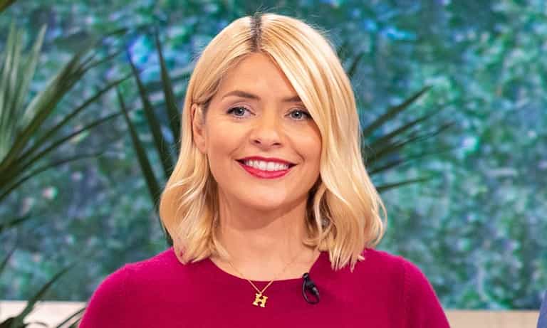 We LOVED Holly’s €370 dress on I’m A Celeb last night (and we’ve found a €30 dupe!) We LOVED Holly’s €370 dress on I’m A Celeb last night (and we’ve found a €30 dupe!)