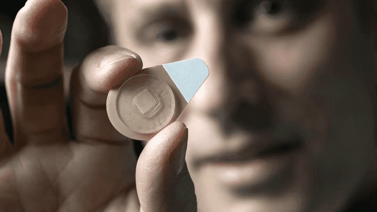 This six month micro-needle skin patch could soon replace the contraceptive pill This six month micro-needle skin patch could soon replace the contraceptive pill