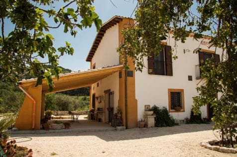 This Italian city is selling properties for only ONE EURO This Italian city is selling properties for only ONE EURO