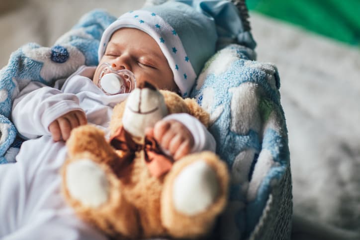 The super simple trick that might be the key to getting your baby to sleep more at night The super simple trick that might be the key to getting your baby to sleep more at night