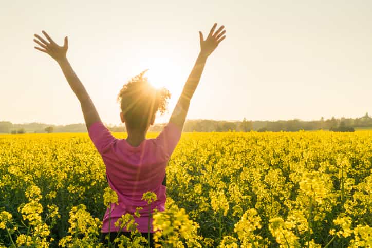 Hay fever and sunburn warnings issued as temperatures to soar over the weekend Hay fever and sunburn warnings issued as temperatures to soar over the weekend