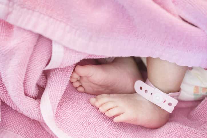 New mum devastated that her mother-in-law held her baby before she got to New mum devastated that her mother-in-law held her baby before she got to