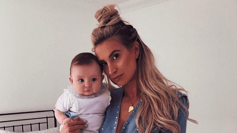 Ferne McCann literally can’t cope watching her daughter take her first steps Ferne McCann literally can’t cope watching her daughter take her first steps