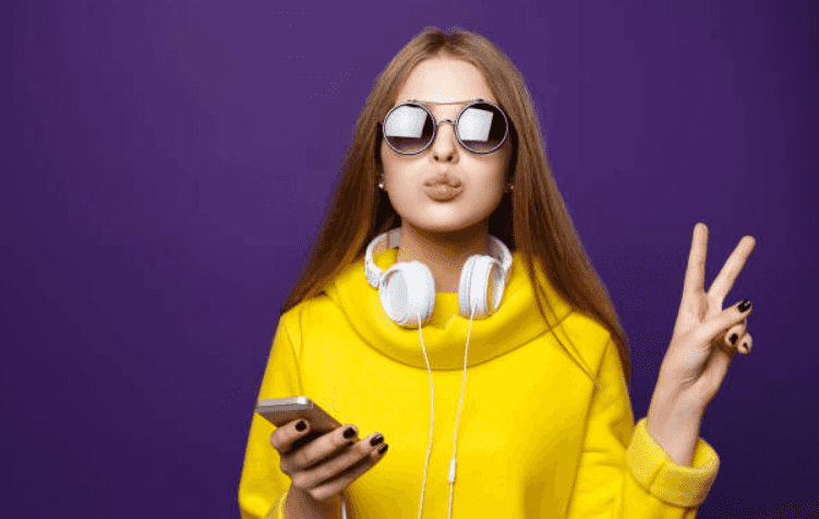 Mum worried as her daughter listens to ‘explicit’ music on Spotify Mum worried as her daughter listens to ‘explicit’ music on Spotify