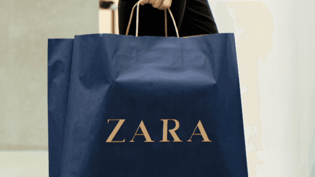 This €30 Zara dress is the only piece you need to update your wardrobe this season This €30 Zara dress is the only piece you need to update your wardrobe this season