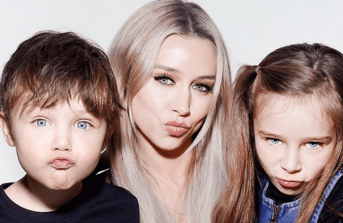 Una Healy says she wants to move the family back to Ireland Una Healy says she wants to move the family back to Ireland