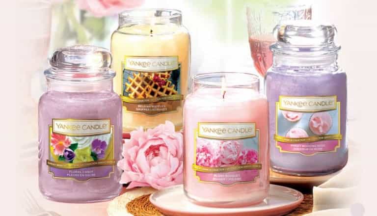 Yankee has released two new candles for Easter and they sound just lovely Yankee has released two new candles for Easter and they sound just lovely