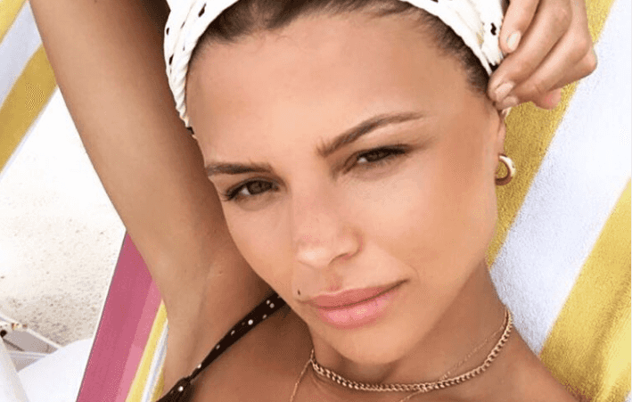 TOWIE star Chloe Lewis announces she’s expecting her first child TOWIE star Chloe Lewis announces she’s expecting her first child