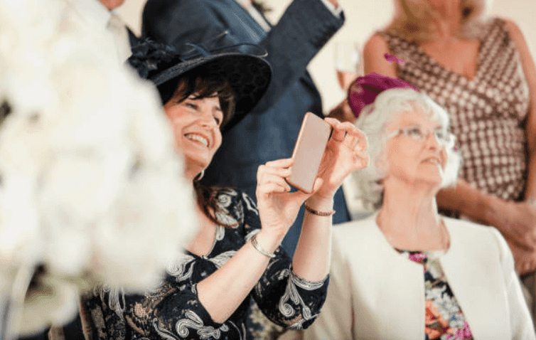 This is how much money you’ll spend on being a wedding guest this year This is how much money you’ll spend on being a wedding guest this year