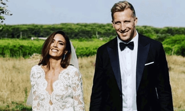 This is how much Nadia Forde’s Oscar de la Renta wedding dress cost This is how much Nadia Forde’s Oscar de la Renta wedding dress cost