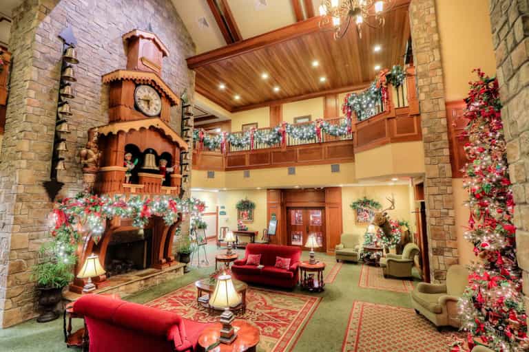 It’s CHRISTMAS 365 days a year in this hotel, and we need to visit right now It’s CHRISTMAS 365 days a year in this hotel, and we need to visit right now