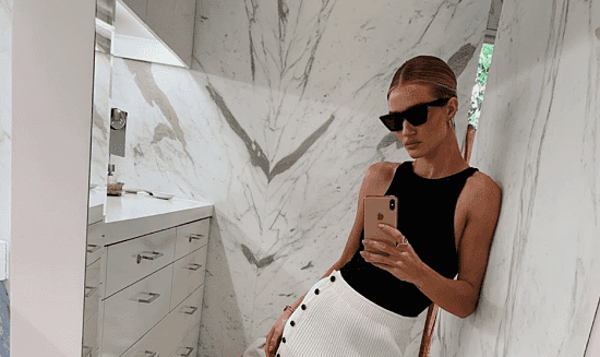Rosie Huntington-Whiteley is a huge fan of this gorgeous €13 Zara bodysuit Rosie Huntington-Whiteley is a huge fan of this gorgeous €13 Zara bodysuit