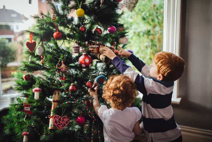 15 tweets about Christmas that parents will definitely relate to 15 tweets about Christmas that parents will definitely relate to
