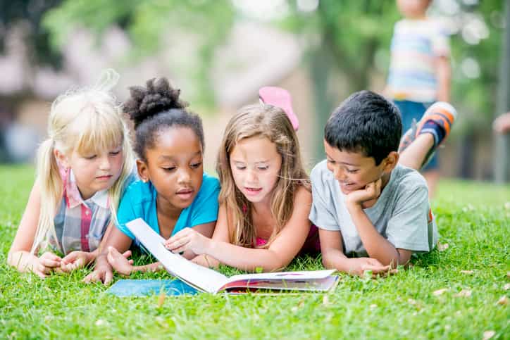 Huawei adds 4 new books to their StorySign app that helps deaf children to read Huawei adds 4 new books to their StorySign app that helps deaf children to read