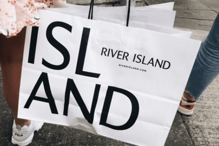 The cosy River Island dress we’re going to get so much wear from during winter The cosy River Island dress we’re going to get so much wear from during winter
