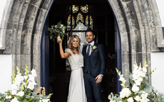 Ailbhe Garrihy’s bridesmaids were absolutely stunning – but VERY different Ailbhe Garrihy’s bridesmaids were absolutely stunning – but VERY different