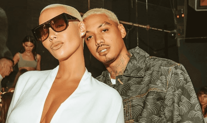 Amber Rose has given birth to a baby boy and his name is very different Amber Rose has given birth to a baby boy and his name is very different