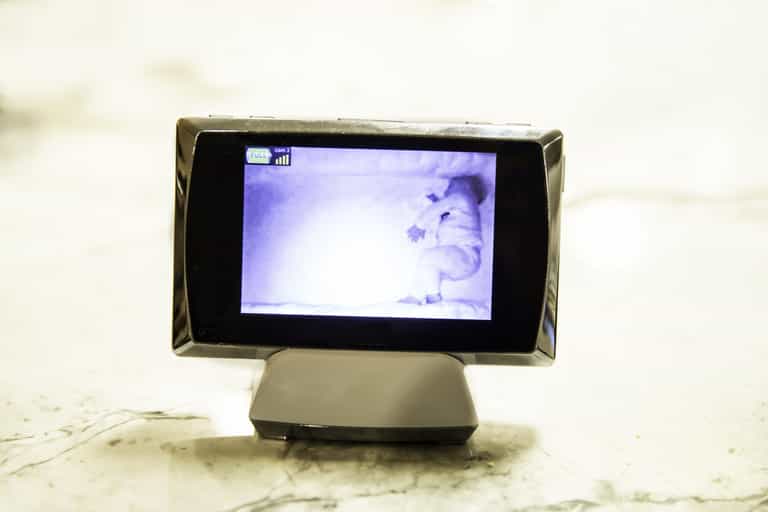Mum thinks she spots ghost on baby monitor but it was actually part of the crib Mum thinks she spots ghost on baby monitor but it was actually part of the crib