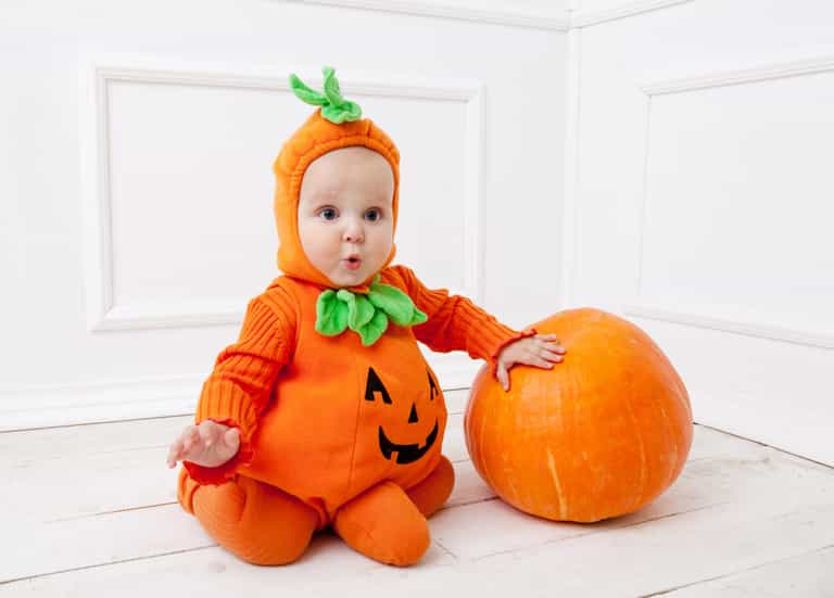 Here’s a great way to turn pumpkin carving into a beautiful baby momento Here’s a great way to turn pumpkin carving into a beautiful baby momento