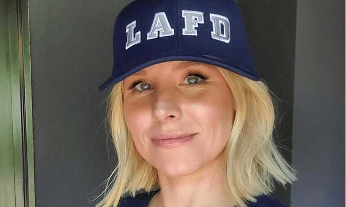 Kristen Bell can’t keep it together as her daughter sings Lizzo in the back of the car Kristen Bell can’t keep it together as her daughter sings Lizzo in the back of the car