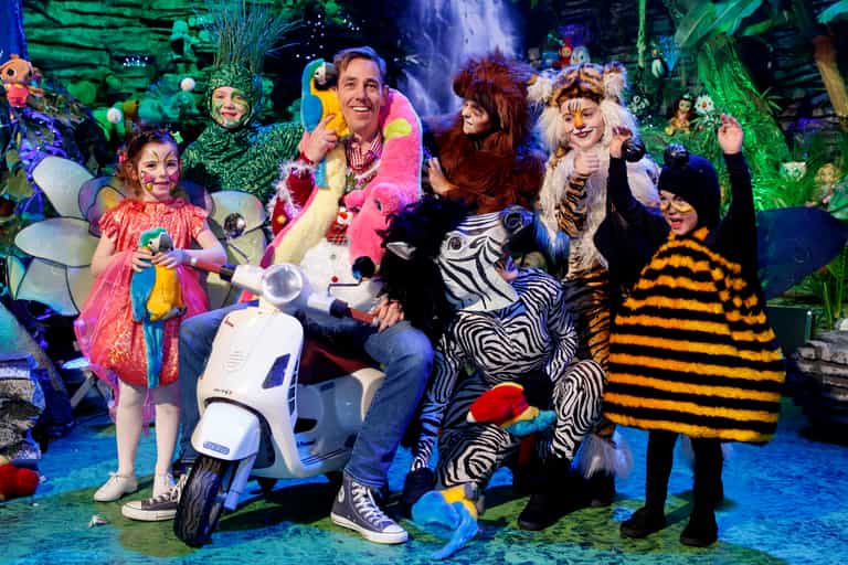 Go, go, go! Applications are now open for tickets to the Late Late Toy Show 2019 Go, go, go! Applications are now open for tickets to the Late Late Toy Show 2019